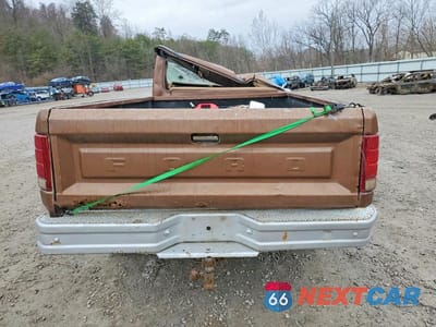 Zdjęcie 10 z 11 samochodu: 1985 FORD F150 STYLS VIN:1FTEF14Y8FNA87362 - miniatura