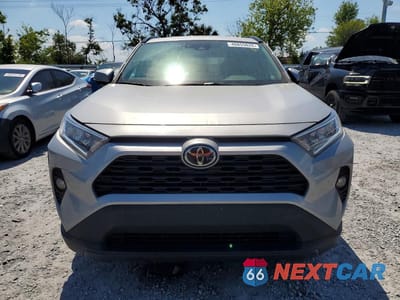 Piąte zdjęcie samochodu w środku: 2021 TOYOTA RAV4 XLE VIN:2T3P1RFV0MW237530 - miniatura