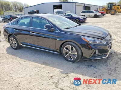 Czwarte zdjęcie samochodu z boku: 2019 HYUNDAI SONATA PLUG-IN HYBRID LIMITED VIN:KMHE54L25KA094316 - miniatura