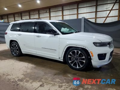 Czwarte zdjęcie samochodu z boku: 2023 JEEP GRAND CHEROKEE L OVERLAND VIN:1C4RJKDG1P8782621 - miniatura