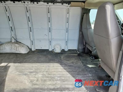 Zdjęcie 11 z 13 samochodu: 2008 CHEVROLET EXPRESS 1500 DELIVERY VAN VIN:1GCFG15X881206240 - miniatura