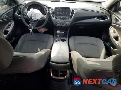 Zdjęcie 8 z 12 samochodu: 2023 CHEVROLET MALIBU LT VIN:1G1ZD5ST9PF139804 - miniatura