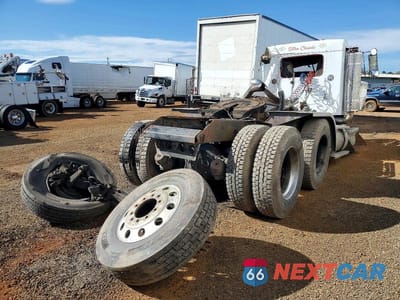 Czwarte zdjęcie samochodu z boku: 2006 KENWORTH CONSTRUCTION VIN:1XKWDB0XX6J122167 - miniatura