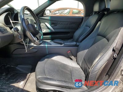 Zdjęcie 7 z 12 samochodu: 2004 BMW Z4 2.5 VIN:4USBT33474LS48518 - miniatura