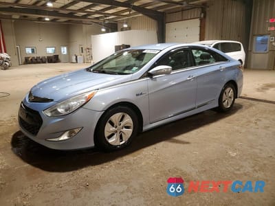 2013 HYUNDAI SONATA HYBRID BASE KMHEC4A46DA079059 - główne zdjęcie licytacji z USA - miniatura