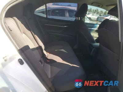 Zdjęcie 10 z 12 samochodu: 2020 TOYOTA CAMRY HYBRID LE VIN:4T1C31AK8LU528792 - miniatura