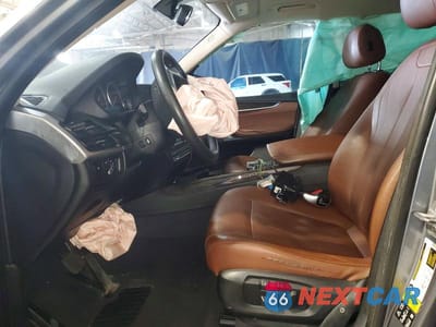Zdjęcie 7 z 13 samochodu: 2016 BMW X5 XDRIVE35I VIN:5UXKR0C56G0S86547 - miniatura