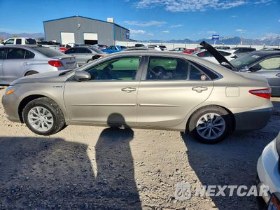 Drugie zdjęcie samochodu z przodu: 2015 TOYOTA CAMRY HYBRID LE VIN:4T1BD1FK9FU147412 - miniatura
