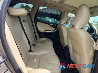Zdjęcie 11 z 13 samochodu: 2016 VOLVO XC60 T6 PREMIER VIN:YV449MDK3G2874963 - miniatura