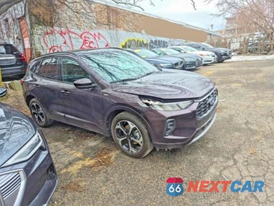 2023 FORD ESCAPE ST LINE SELECT 1FMCU9NA8PUB45082 - główne zdjęcie licytacji z USA - miniatura