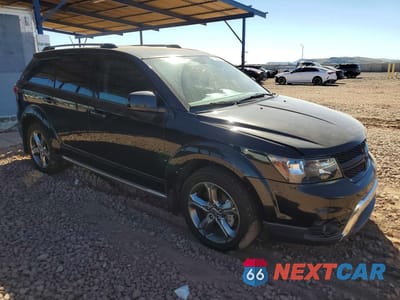 Czwarte zdjęcie samochodu z boku: 2018 DODGE JOURNEY CROSSROAD VIN:3C4PDCGG2JT172218 - miniatura