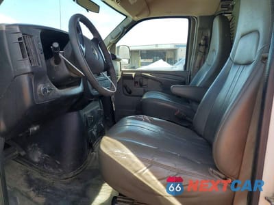 Zdjęcie 7 z 12 samochodu: 2013 CHEV EXPRESS G1500 VIN:1GCSGAFX2D1110711 - miniatura