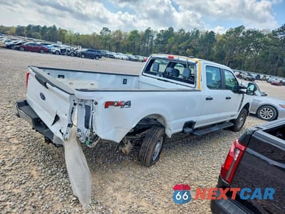 Trzecie zdjęcie samochodu z tyłu: 2024 FORD F250 SUPER DUTY VIN:1FT7W2BT5REE57256 - miniatura