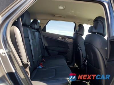 Zdjęcie 11 z 14 samochodu: 2023 KIA SPORTAGE EX VIN:KNDPV3AF1P7178411 - miniatura
