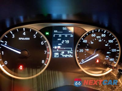 Zdjęcie 9 z 11 samochodu: 2018 NISSAN KICKS S VIN:3N1CP5CU2JL520325 - miniatura