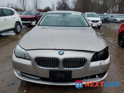 Piąte zdjęcie samochodu w środku: 2011 BMW 535 XI VIN:WBAFU7C51BC875942 - miniatura