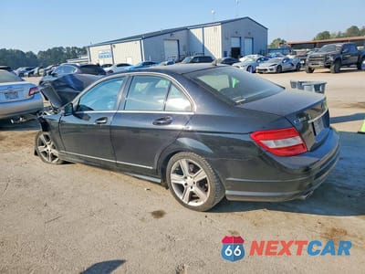 Drugie zdjęcie samochodu z przodu: 2010 MERCEDES-BENZ C 300 VIN:WDDGF5EB2AA395823 - miniatura