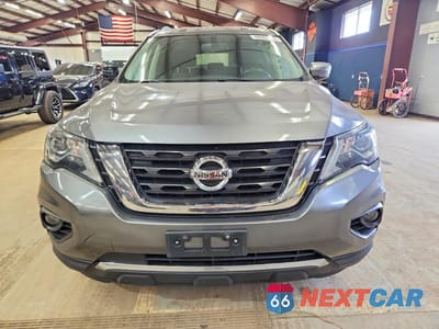Piąte zdjęcie samochodu w środku: 2019 NISSAN PATHFINDER SV VIN:5N1DR2MM6KC598754 - miniatura