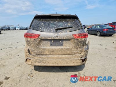 Zdjęcie 6 z 12 samochodu: 2018 TOYOTA HIGHLANDER LIMITED PLATINUM VIN:5TDDZRFH8JS847081 - miniatura