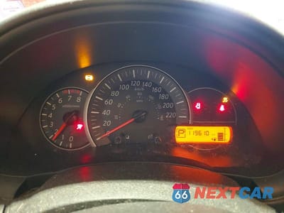 Zdjęcie 9 z 12 samochodu: 2017 NISSAN MICRA VIN:3N1CK3CP2HL238628 - miniatura