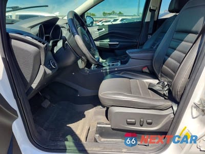 Zdjęcie 7 z 12 samochodu: 2017 FORD ESCAPE TITANIUM VIN:1FMCU0JD5HUE51850 - miniatura