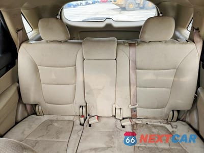 Zdjęcie 10 z 12 samochodu: 2012 KIA SORENTO LX VIN:5XYKTDA26CG226968 - miniatura