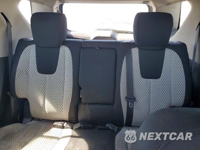 Zdjęcie 10 z 12 samochodu: 2011 CHEVROLET EQUINOX LS VIN:2GNALBEC4B1161914 - miniatura