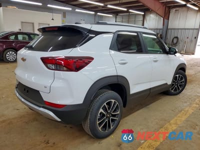 Trzecie zdjęcie samochodu z tyłu: 2026 CHEVROLET TRAILBLAZER LT VIN:KL79MPSL4TB079691 - miniatura