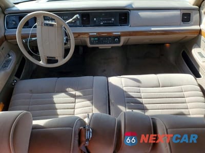 Zdjęcie 8 z 13 samochodu: 1993 MERCURY GRAND MARQUIS GS VIN:2MELM74W9PX615326 - miniatura
