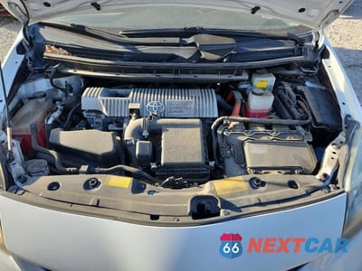 Zdjęcie 11 z 12 samochodu: 2013 TOYOTA PRIUS FIVE VIN:JTDKN3DU2D0345237 - miniatura