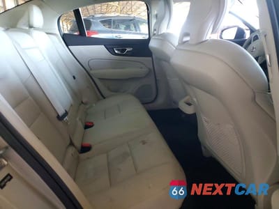 Zdjęcie 10 z 11 samochodu: 2021 VOLVO S60 T5 R-DESIGN VIN:7JR102FZ0MG123026 - miniatura