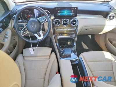 Zdjęcie 8 z 12 samochodu: 2021 MERCEDES-BENZ GLC 300 VIN:W1N0G8DB5MG012365 - miniatura