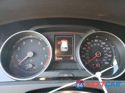 Zdjęcie 9 z 12 samochodu: 2018 VOLKSWAGEN GTI S VIN:3VW547AU0JM297559 - miniatura