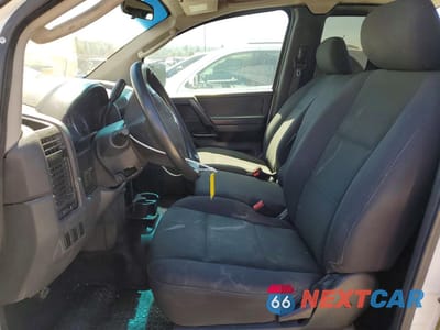 Zdjęcie 7 z 12 samochodu: 2011 NISSAN TITAN S VIN:1N6AA0CH1BN309711 - miniatura