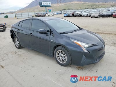 Czwarte zdjęcie samochodu z boku: 2016 TOYOTA PRIUS C FOUR VIN:JTDKBRFU5G3500309 - miniatura