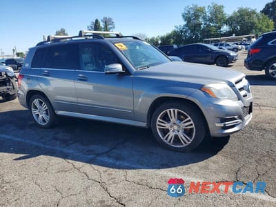 Czwarte zdjęcie samochodu z boku: 2014 MERCEDES-BENZ GLK 350 4MATIC VIN:WDCGG8JB6EG252160 - miniatura