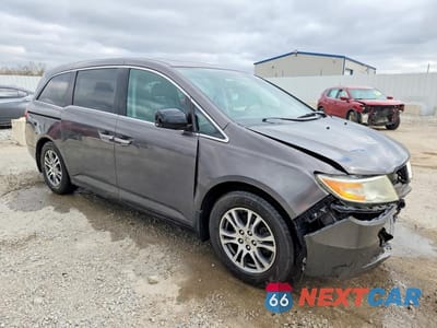 Czwarte zdjęcie samochodu z boku: 2013 HONDA ODYSSEY EXL VIN:5FNRL5H65DB011376 - miniatura