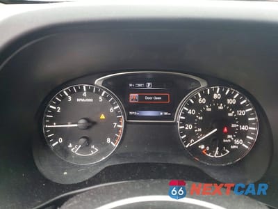 Zdjęcie 9 z 13 samochodu: 2017 NISSAN PATHFINDER S VIN:5N1DR2MM4HC911065 - miniatura