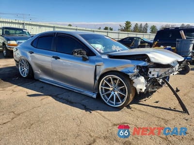 Czwarte zdjęcie samochodu z boku: 2022 TOYOTA CAMRY SE NIGHTSHADE VIN:4T1G11AK2NU035653 - miniatura