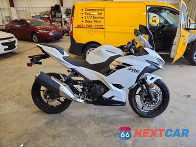 2020 KAWASAKI EX400 JKAEXKG17LDA82041 - główne zdjęcie licytacji z USA - miniatura