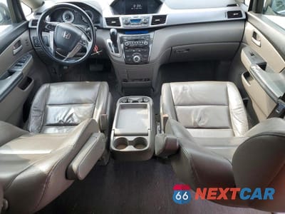 Zdjęcie 8 z 13 samochodu: 2013 HONDA ODYSSEY TOURING VIN:5FNRL5H93DB029434 - miniatura