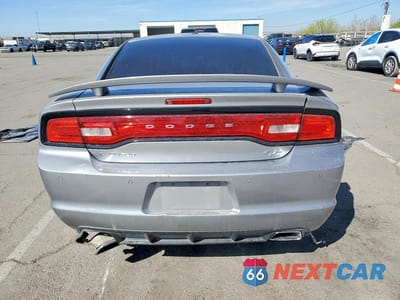 Zdjęcie 6 z 12 samochodu: 2011 DODGE CHARGER R VIN:2B3CL5CT1BH519789 - miniatura