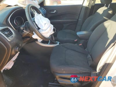 Zdjęcie 7 z 13 samochodu: 2018 JEEP COMPASS VIN:3C4NJCAB2JT286393 - miniatura