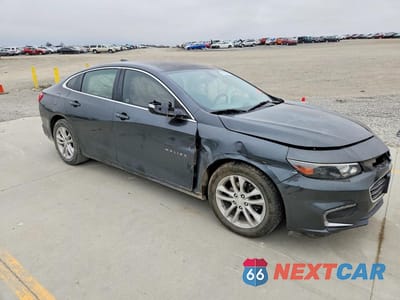Czwarte zdjęcie samochodu z boku: 2016 CHEVROLET MALIBU VIN:1G1ZE5ST6GF350732 - miniatura