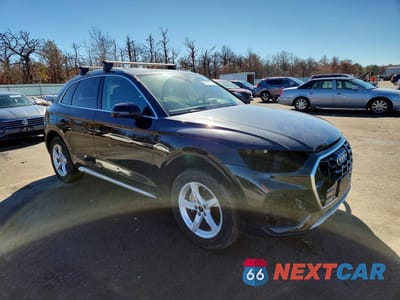 Czwarte zdjęcie samochodu z boku: 2023 AUDI Q5 PREMIUM 40 VIN:WA1ABAFY4P2140093 - miniatura