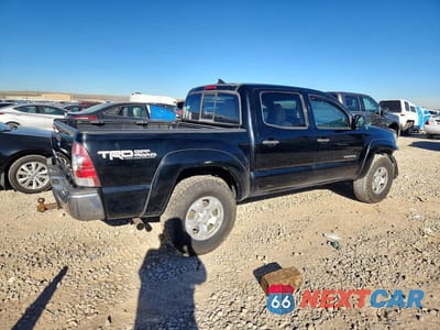 Trzecie zdjęcie samochodu z tyłu: 2013 TOYOTA TACOMA V6 VIN:3TMLU4ENXDM120310 - miniatura