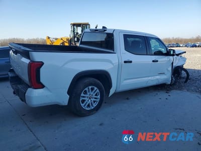 Trzecie zdjęcie samochodu z tyłu: 2023 TOYOTA TUNDRA SR5 VIN:5TFLA5DB2PX099358 - miniatura