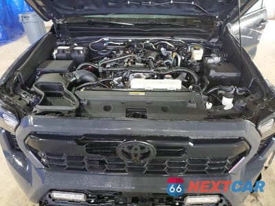Zdjęcie 11 z 12 samochodu: 2025 TOYOTA TACOMA TRD SPORT VIN:3TMLB5JN5SM121153 - miniatura