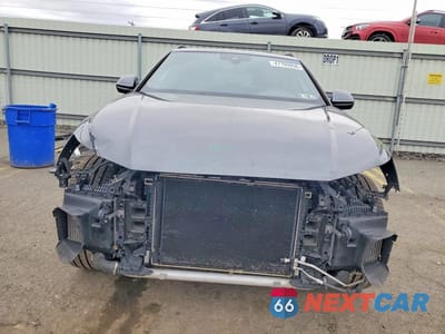 Piąte zdjęcie samochodu w środku: 2020 AUDI Q8 PREMIUM PLUS S-LINE VIN:WA1EVAF10LD018339 - miniatura