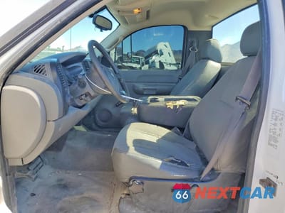 Zdjęcie 7 z 12 samochodu: 2007 CHEVROLET SILVERADO C3500 TRUCK CAB AND CHASSIS VIN:1GBJC34K77E595553 - miniatura